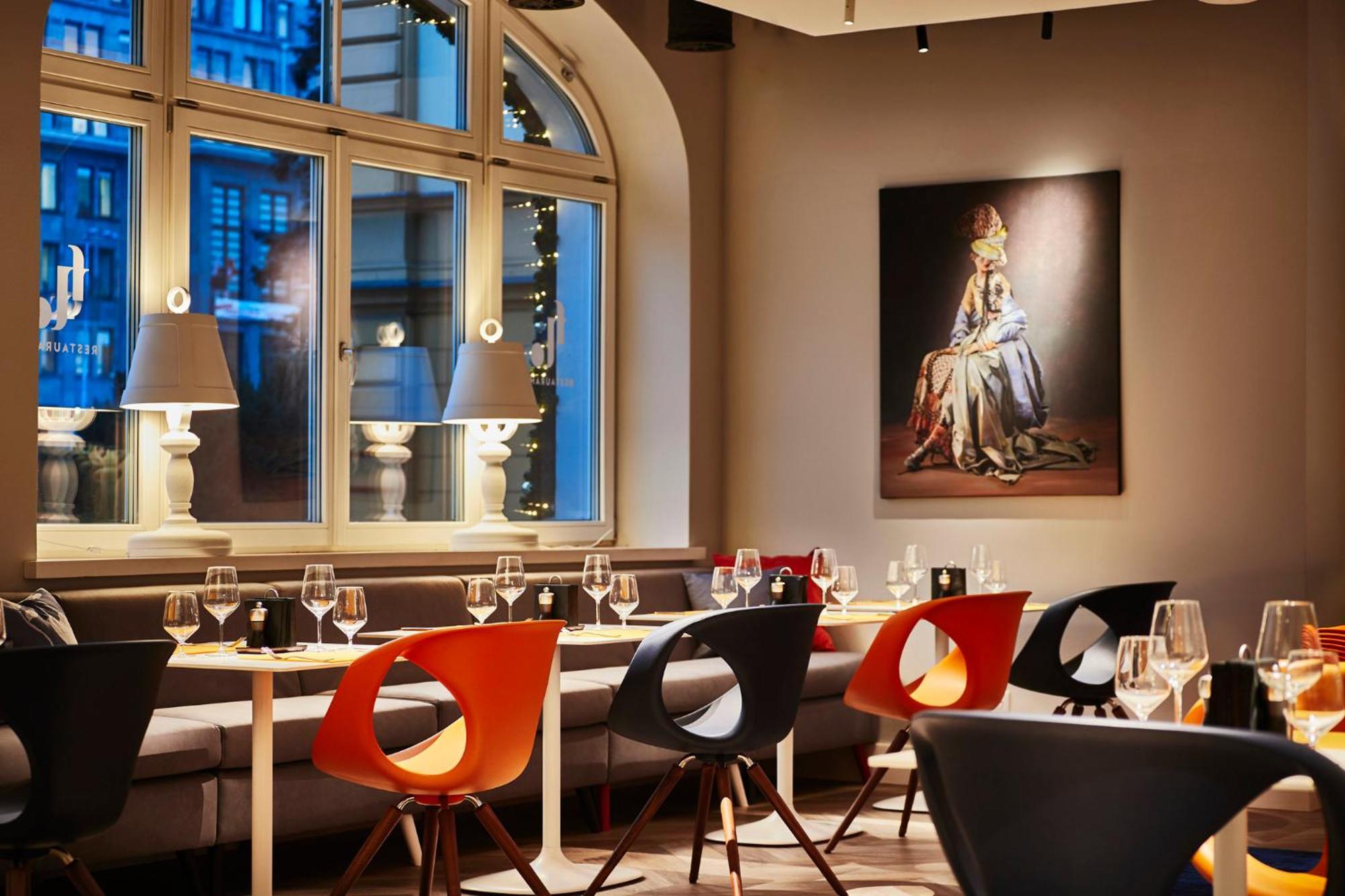 Hotel Indigo Warsaw Nowy Swiat By Ihg Bagian luar foto