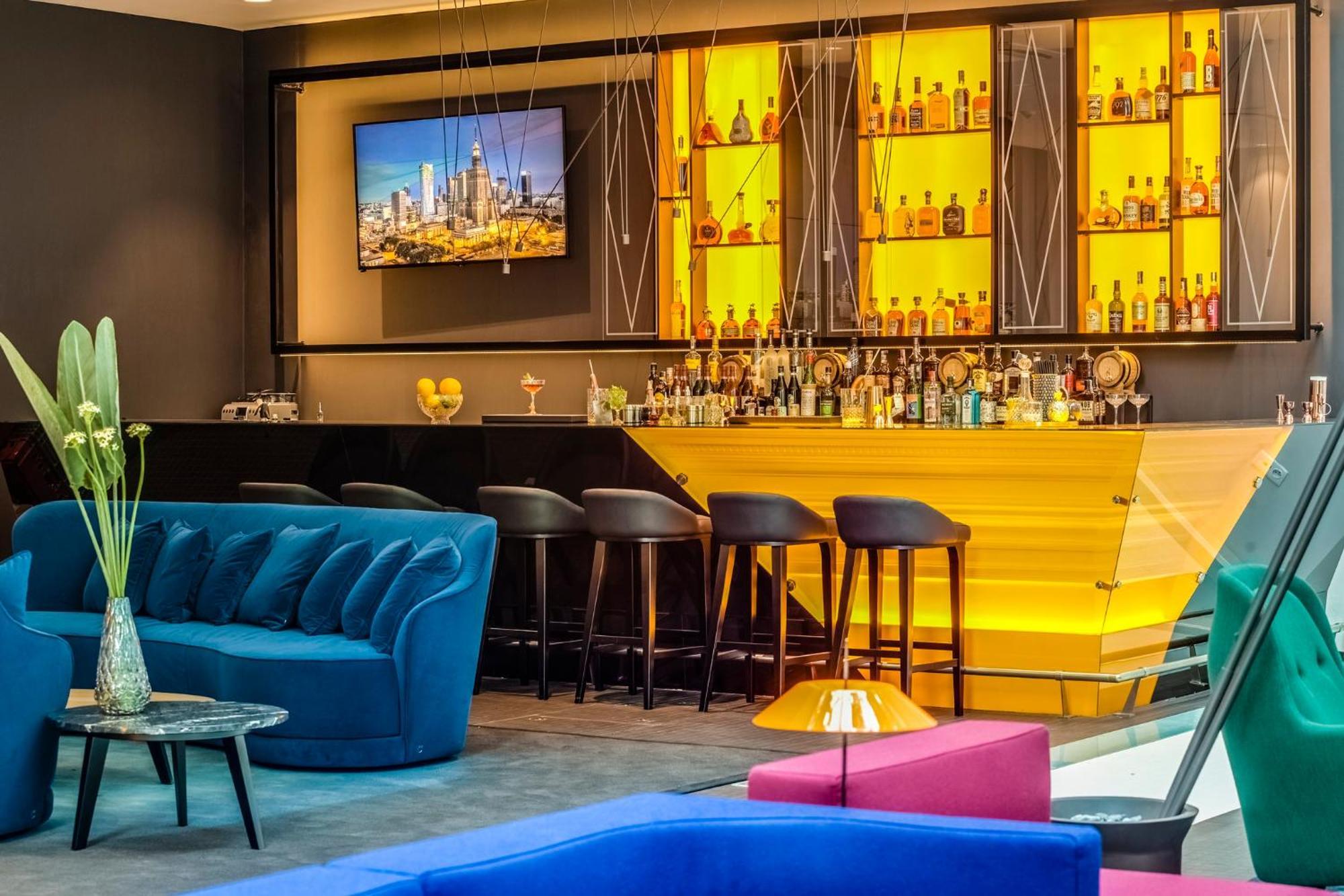 Hotel Indigo Warsaw Nowy Swiat By Ihg Bagian luar foto
