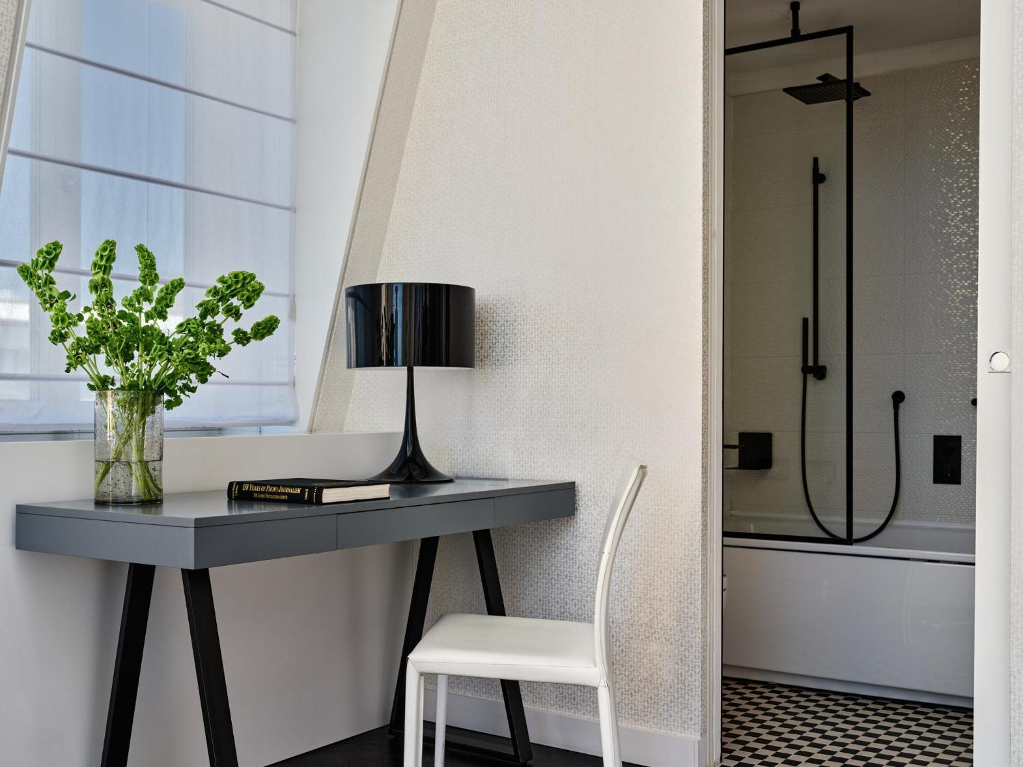 Hotel Indigo Warsaw Nowy Swiat By Ihg Bagian luar foto