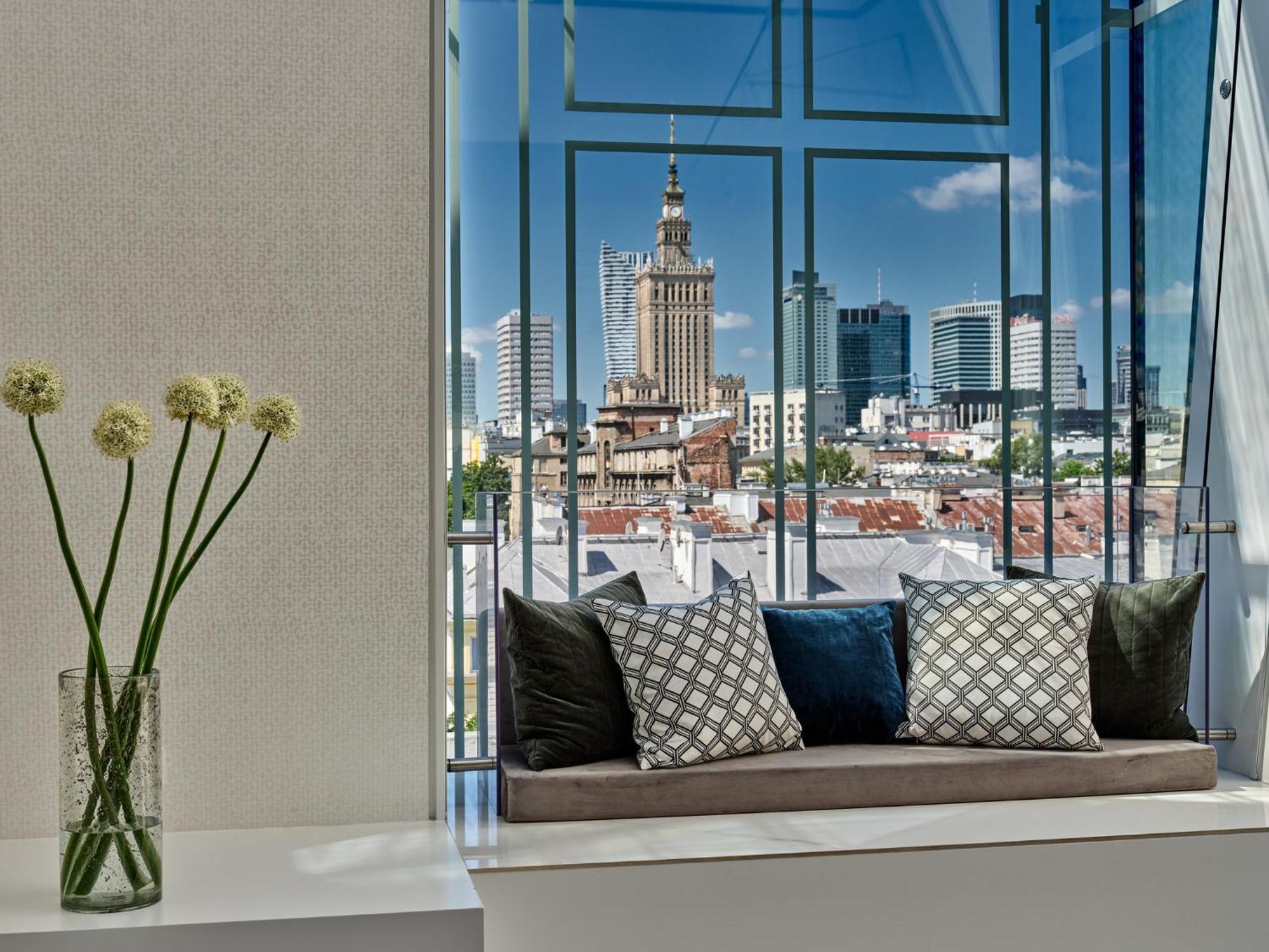 Hotel Indigo Warsaw Nowy Swiat By Ihg Bagian luar foto